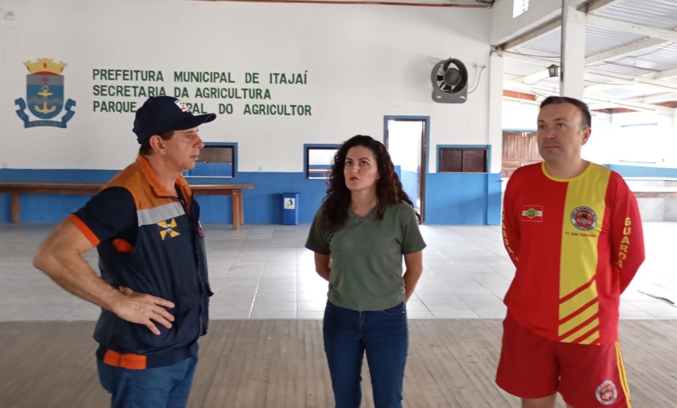 SECRETARIA DA AGRICULTURA RECEBE CORPO DE BOMBEIROS E DEFESA CIVIL PARA AVALIAR A ESTRUTURA DO PARQUE DO AGRICULTOR