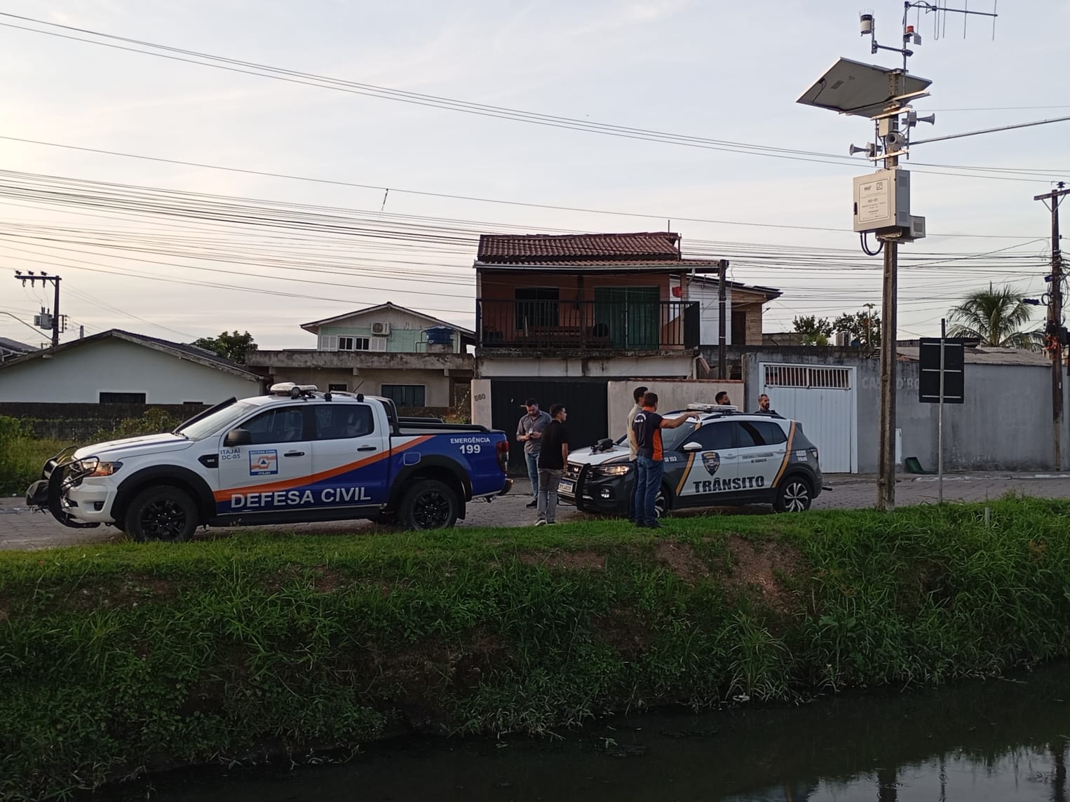 Defesa Civil realiza simulado de desastre com cenário de inundação Defesa Civil realiza simulado de desastre com cenário de inundação