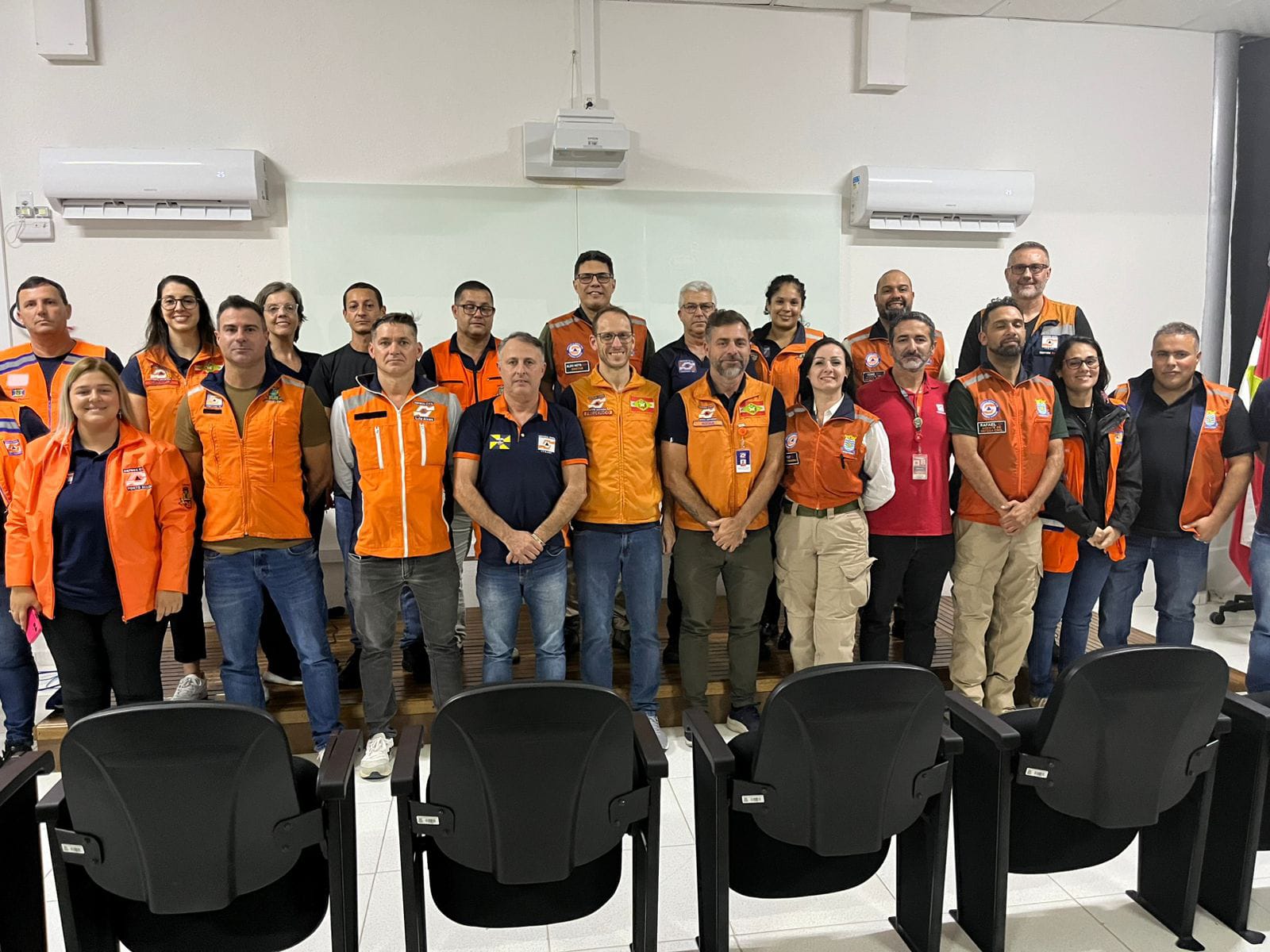 Defesa Civil investe em treinamento para melhorar prevenção de desastres Defesa Civil investe em treinamento para melhorar prevenção de desastres