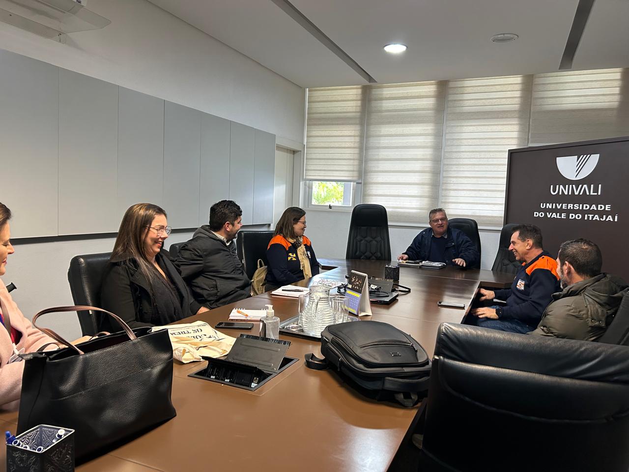 Itajaí prepara programa educativo para prevenção de desastres nas escolas municipais Itajaí prepara programa educativo para prevenção de desastres nas escolas municipais