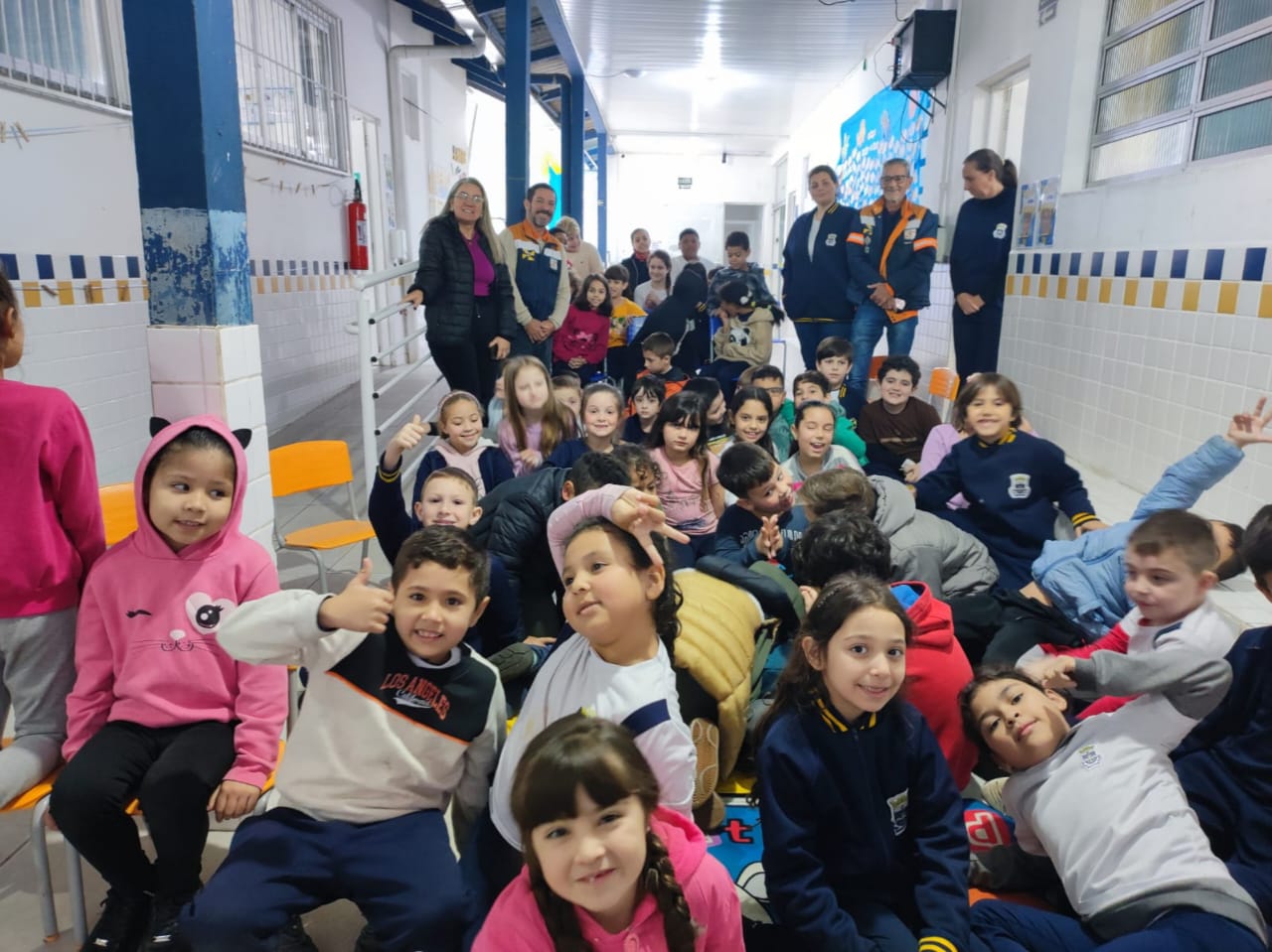Crianças se tornam multiplicadoras de prevenção com apoio da Defesa Civil de Itajaí Crianças se tornam multiplicadoras de prevenção com apoio da Defesa Civil de Itajaí