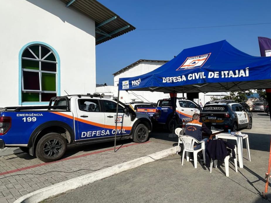 Serviços integrados e apoio da Defesa Civil marcam ação no Cidade Nova Serviços integrados e apoio da Defesa Civil marcam ação no Cidade Nova