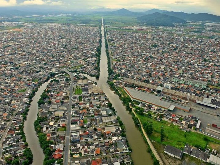 Banco Mundial confirma avanços nas obras do canal retificado e do Itajaí-Mirim Banco Mundial confirma avanços nas obras do canal retificado e do Itajaí-Mirim