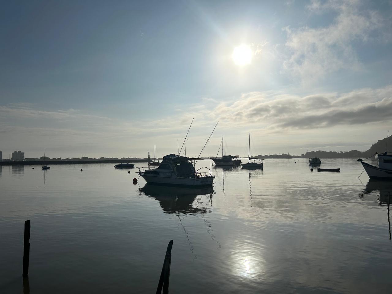 Sol e calor marcam o início da semana em Itajaí, com pouca chuva