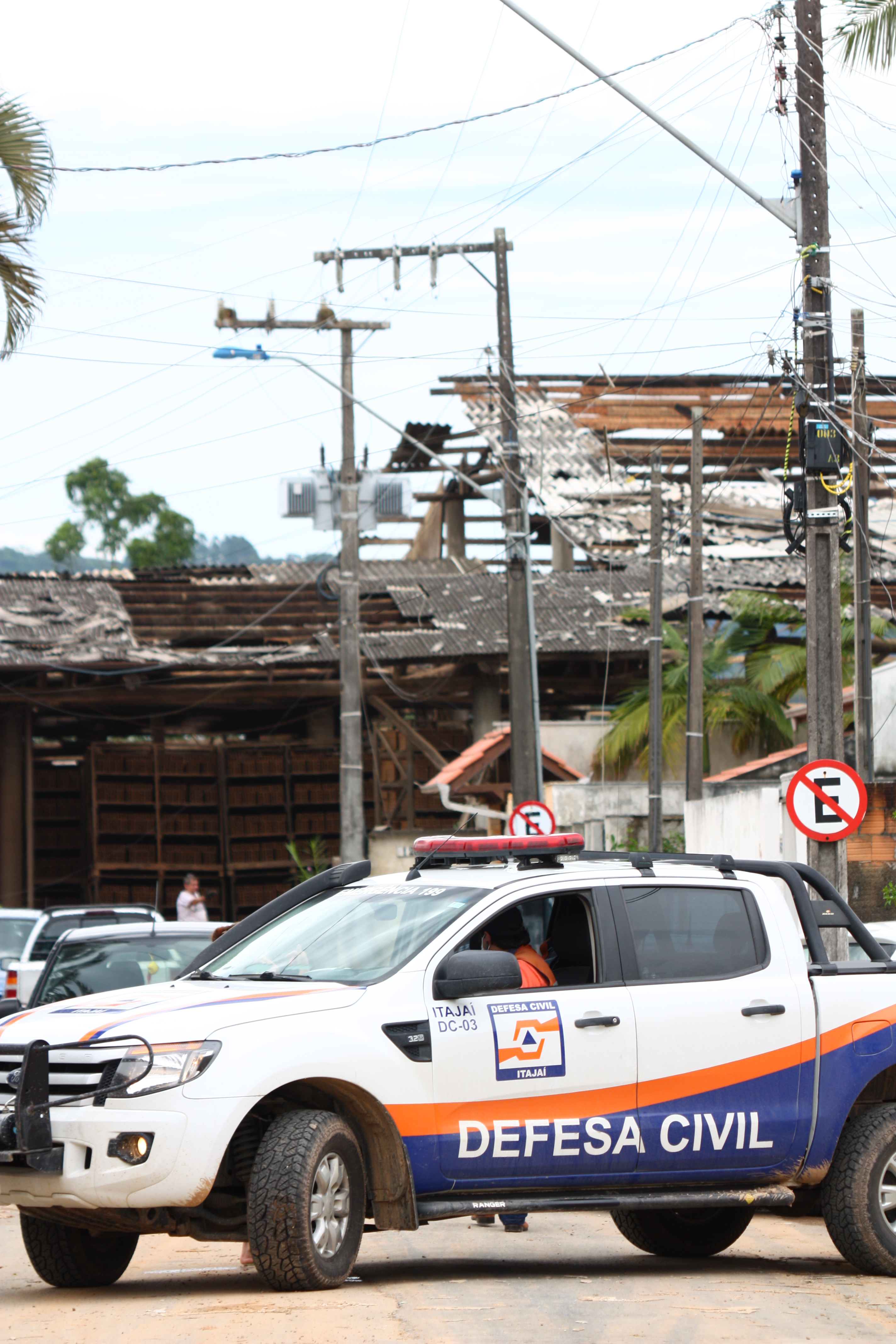 Defesa Civil de Itajaí registra mais de 60 ocorrências após temporal