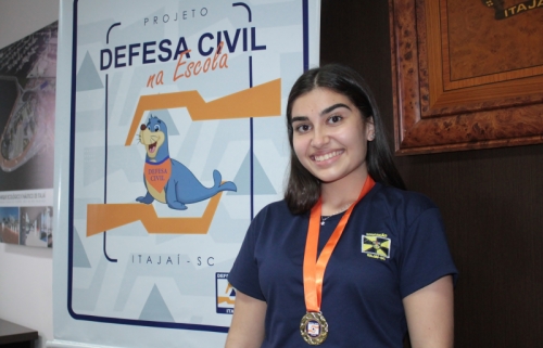 Defesa Civil de Itajaí divulga vencedor do concurso de novo mascote no dia municipal do órgão
